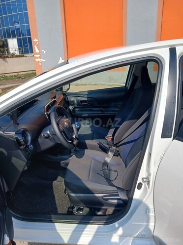 Toyota Aqua 2021, 71,500 km - 1.5 l - Bakı