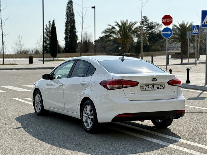 Kia Forte 2017, 130,000 km - 2.0 l - Bakı