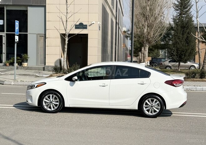Kia Forte 2017, 130,000 km - 2.0 l - Bakı