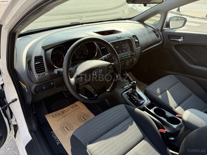 Kia Forte 2017, 130,000 km - 2.0 l - Bakı