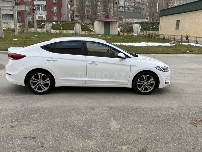 Hyundai Avante 2016, 158,000 km - 1.6 l - Bakı