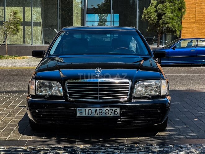 Mercedes S 300-1