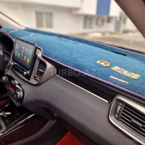 Kia Sorento-8