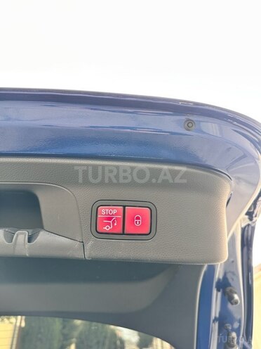 Mercedes  2022, 34,000 km - 2.0 л - Bakı