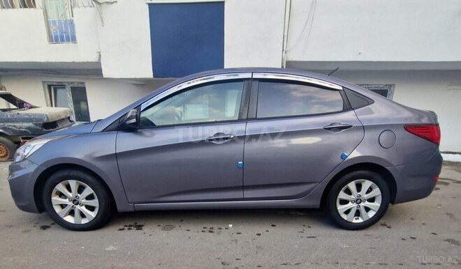 Hyundai Accent 2017, 84,000 km - 1.4 л - Bakı