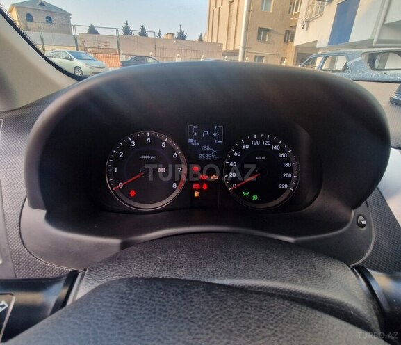 Hyundai Accent 2017, 84,000 km - 1.4 л - Bakı