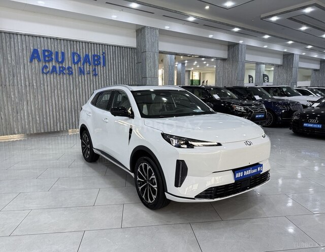 Changan Qiyuan Q05-3