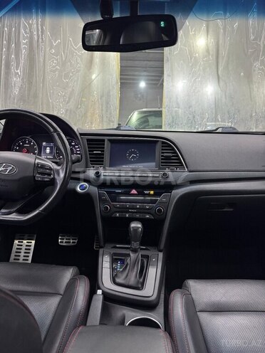 Hyundai Elantra 2017, 173,000 km - 1.6 l - Bakı