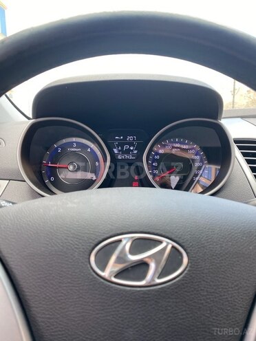 Hyundai Avante 2015, 164,500 km - 1.6 l - Bakı