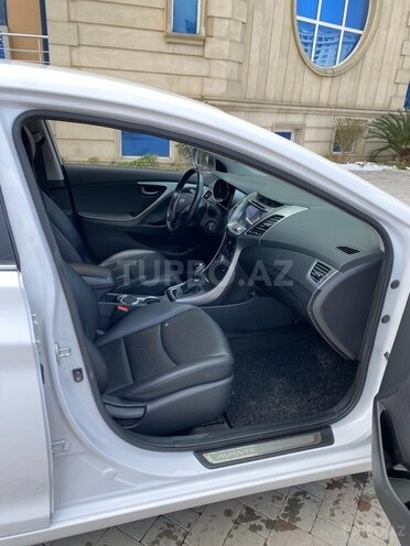 Hyundai Avante 2015, 164,500 km - 1.6 l - Bakı