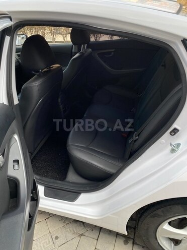 Hyundai Avante 2015, 164,500 km - 1.6 l - Bakı