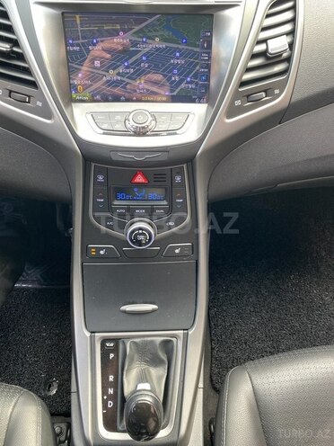 Hyundai Avante 2015, 164,500 km - 1.6 l - Bakı