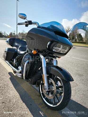 Harley-Davidson FLTRX Road Glide-1