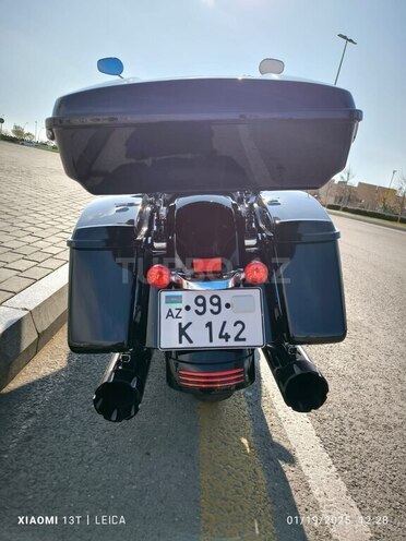 Harley-Davidson FLTRX Road Glide-10
