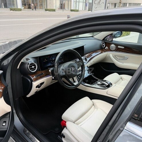 Mercedes E 220 d 2016, 145,000 km - 2.0 l - Bakı