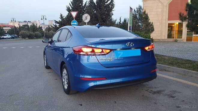 Hyundai Elantra 2017, 254,276 km - 2.0 l - Bakı