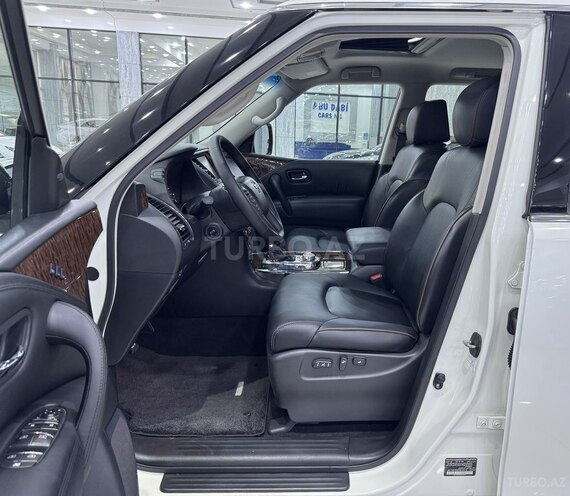Nissan Patrol 2013, 196,200 km - 5.6 l - Bakı