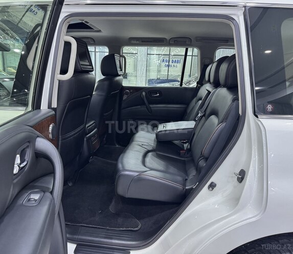 Nissan Patrol 2013, 196,200 km - 5.6 l - Bakı