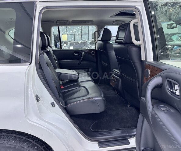 Nissan Patrol 2013, 196,200 km - 5.6 l - Bakı