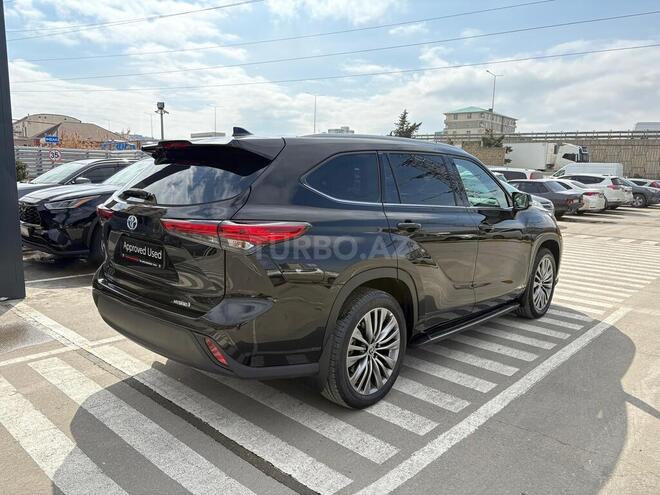 Toyota Highlander-5