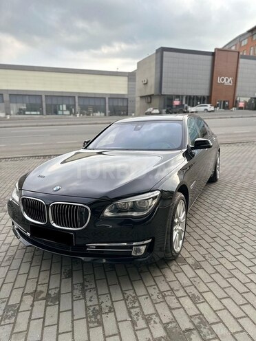 BMW 750 2014, 208,000 km - 4.4 l - Bakı
