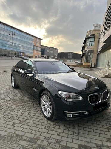 BMW 750 2014, 208,000 km - 4.4 l - Bakı