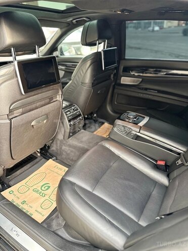 BMW 750 2014, 208,000 km - 4.4 l - Bakı