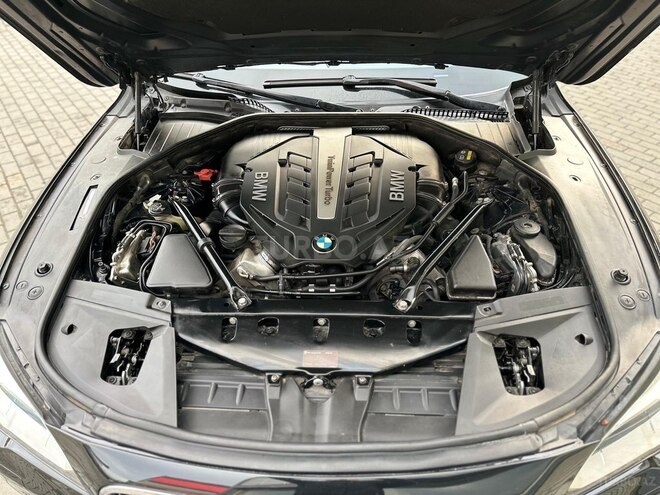 BMW 750 2014, 208,000 km - 4.4 l - Bakı