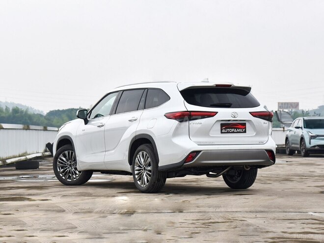 Toyota Highlander 2025, 0 km - 2.5 l - Bakı