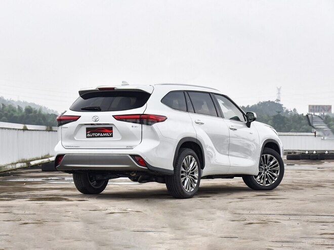 Toyota Highlander 2025, 0 km - 2.5 l - Bakı