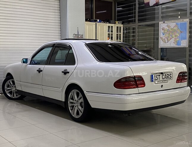 Mercedes E 240 1999, 307,000 km - 2.4 l - Sumqayıt