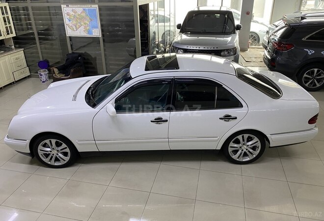 Mercedes E 240 1999, 307,000 km - 2.4 l - Sumqayıt