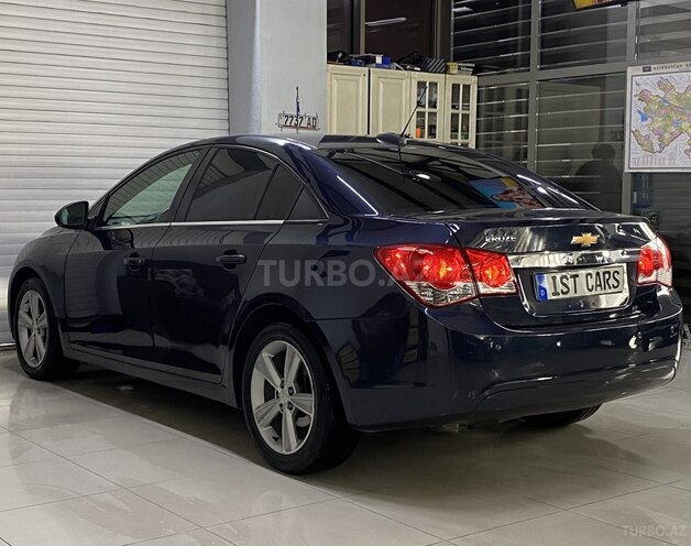 Chevrolet Cruze-9