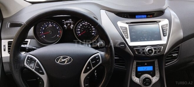 Hyundai Elantra 2010, 212,000 km - 1.8 l - Bakı