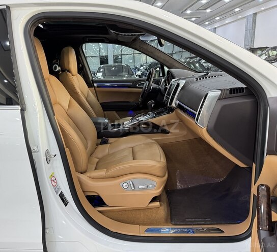 Porsche Cayenne GTS 2014, 21,200 km - 4.8 л - Bakı