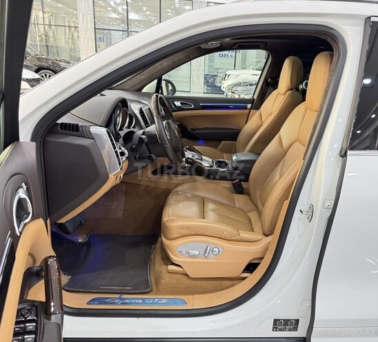 Porsche Cayenne GTS 2014, 21,200 km - 4.8 л - Bakı