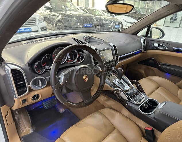 Porsche Cayenne GTS 2014, 21,200 km - 4.8 л - Bakı