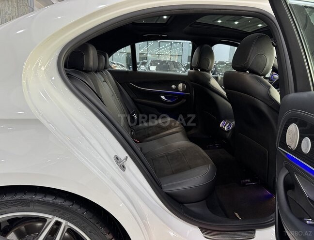 Mercedes E 250 2018, 81,700 km - 2.2 l - Bakı