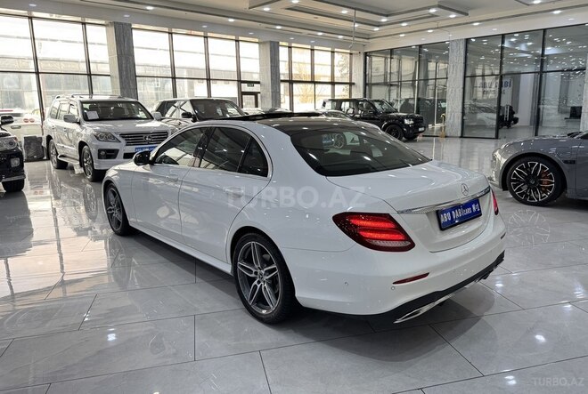 Mercedes E 250 2018, 81,700 km - 2.2 l - Bakı