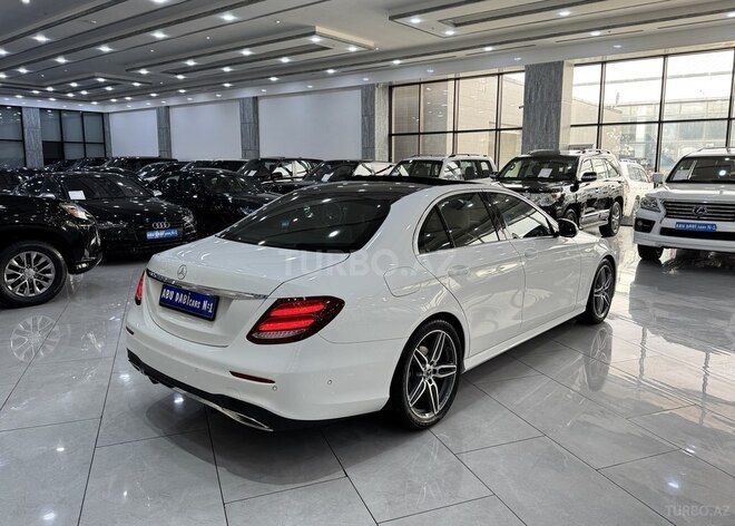 Mercedes E 250 2018, 81,700 km - 2.2 l - Bakı