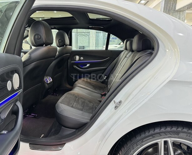 Mercedes E 250 2018, 81,700 km - 2.2 l - Bakı