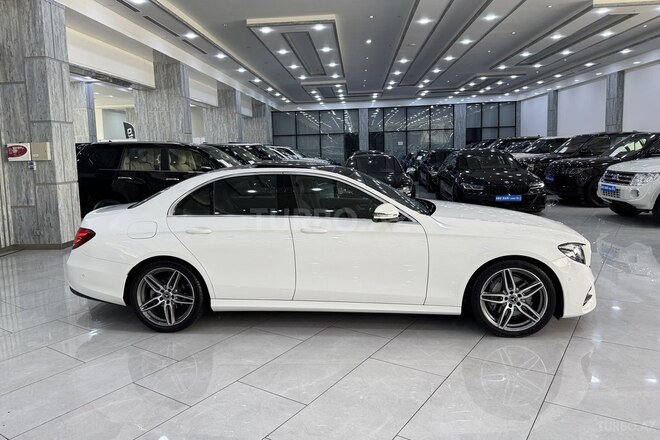 Mercedes E 250 2018, 81,700 km - 2.2 l - Bakı