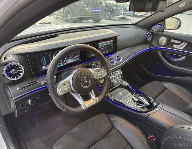 Mercedes E 250 2018, 81,700 km - 2.2 l - Bakı
