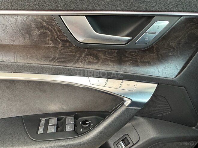 Audi A7-16