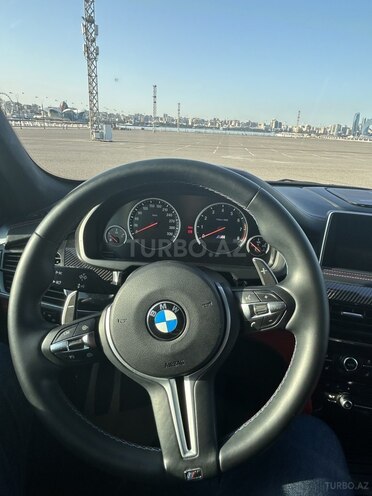 BMW X5 M-8