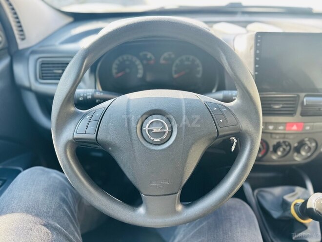 Opel Combo-11