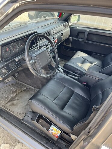 Volvo 760 1984, 320,000 km - 2.3 л - Bakı