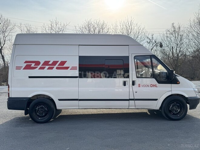 Ford Transit-4