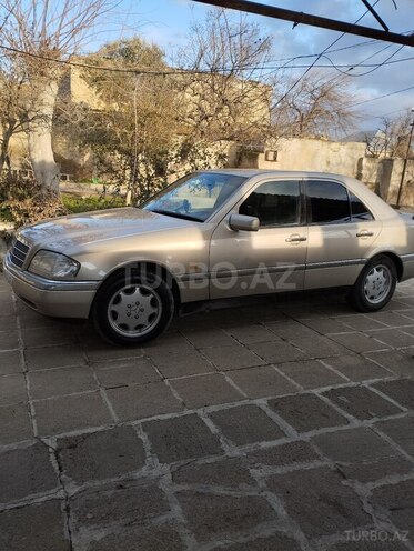Mercedes C 180 1995, 445,000 km - 1.8 л - Bakı