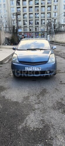 Toyota Prius-1